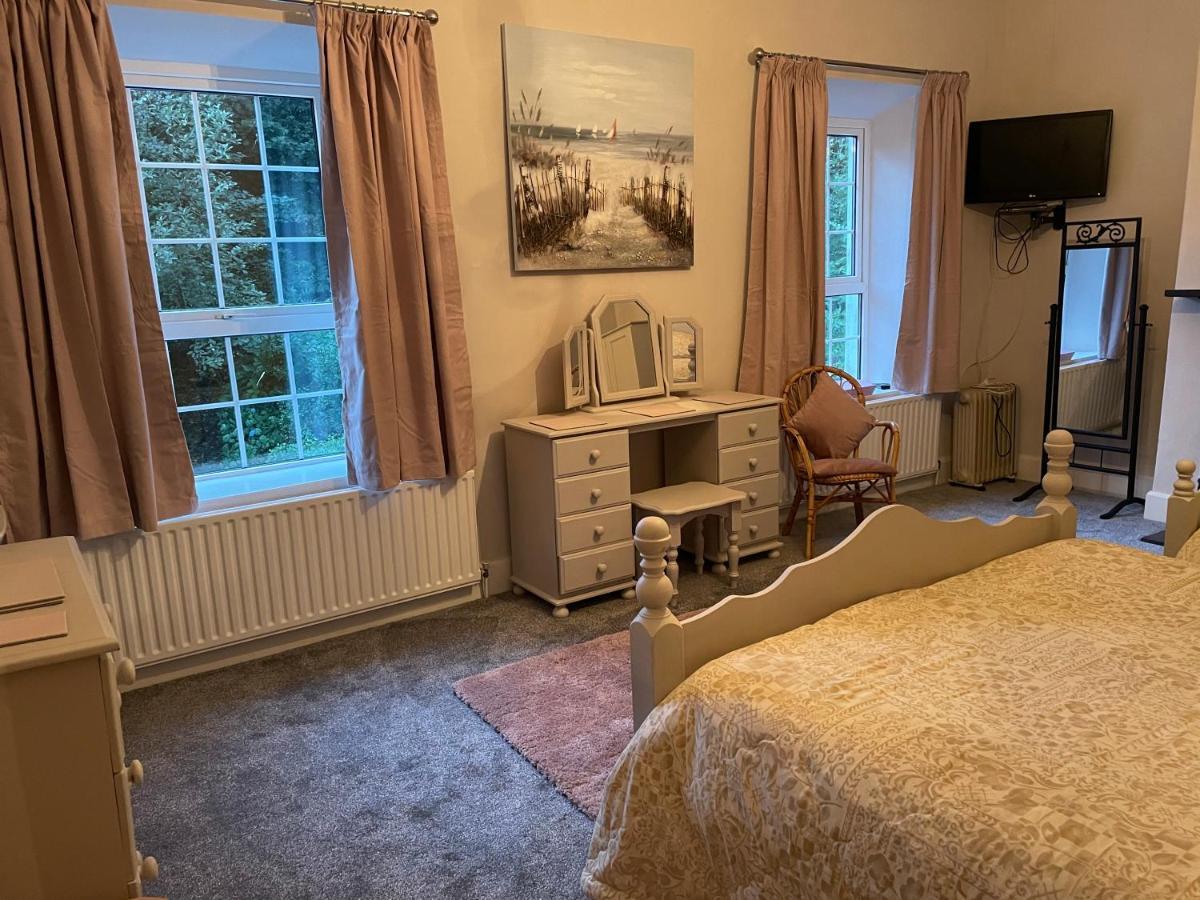 Admiralty House Bed & Breakfast โมวิลล์ ภายนอก รูปภาพ
